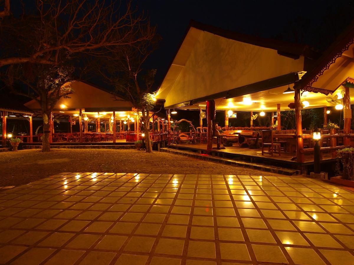 Rimdoi Resort Ban Muang Ngai Exteriör bild