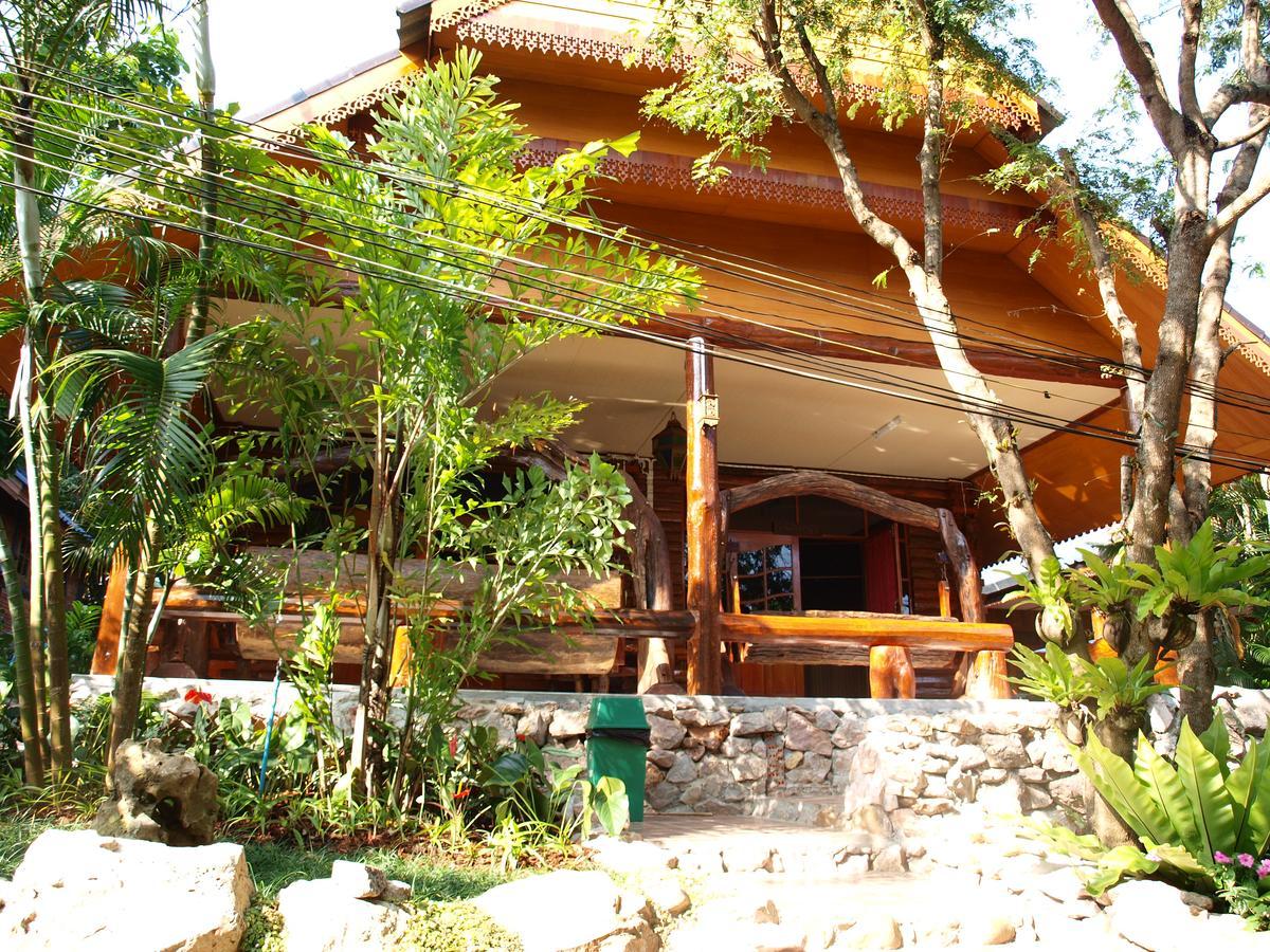 Rimdoi Resort Ban Muang Ngai Exteriör bild